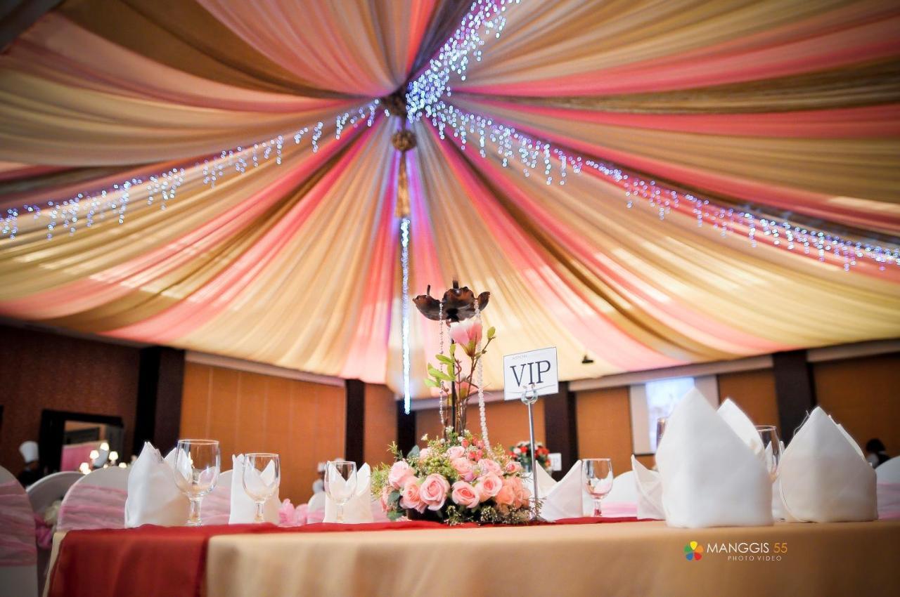 Aston Samarinda Hotel And Convention Center Екстериор снимка