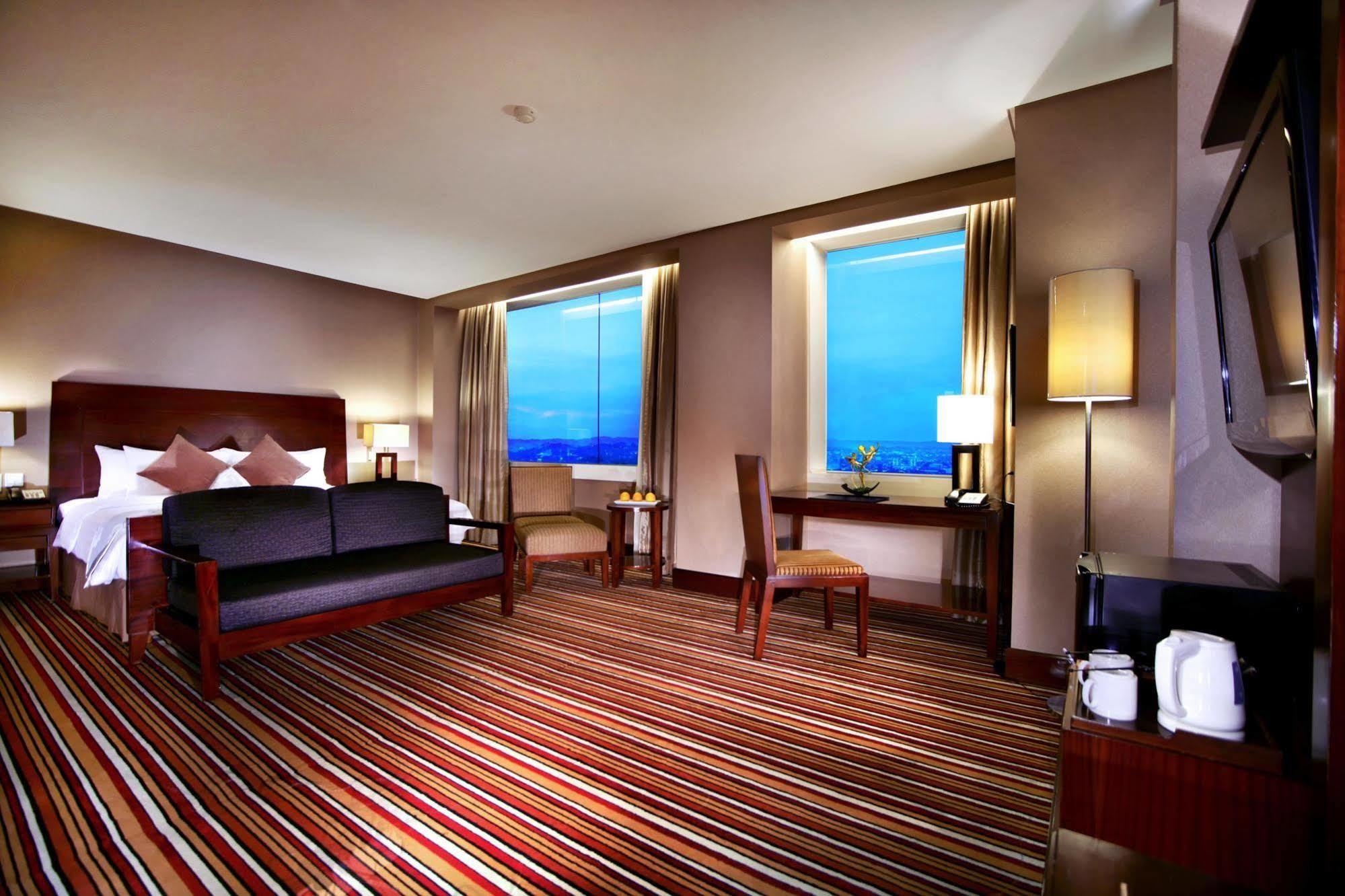 Aston Samarinda Hotel And Convention Center Екстериор снимка